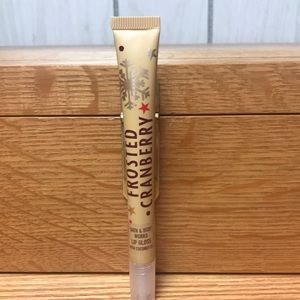 NWT, sealed Bath & Body Works Lip Gloss in Frosted Cranberry